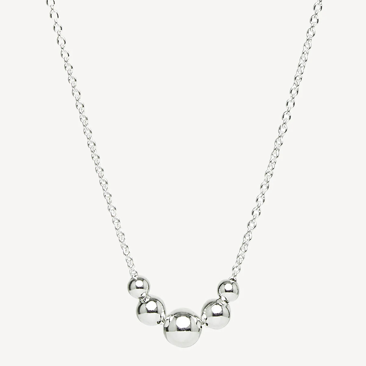 Oliva Necklace