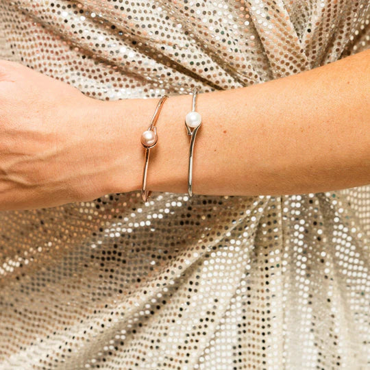 Rose Tone Luminous Moon Bangle