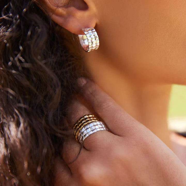 Weave Ring Goldtone