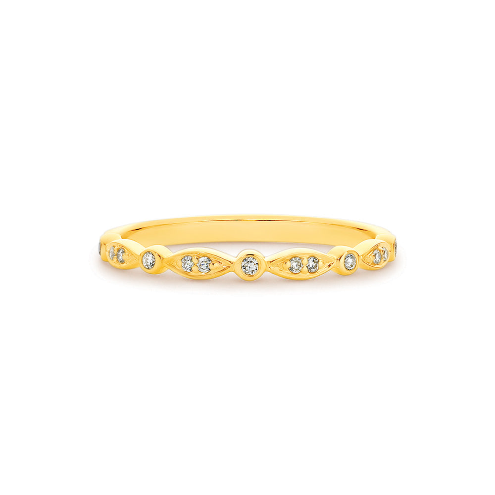 9k Yellow Gold Diamond Wedding Ring.