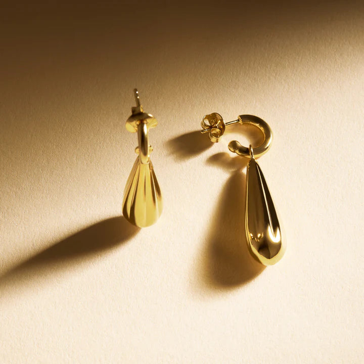 Raya Droplet Earring - goldtone