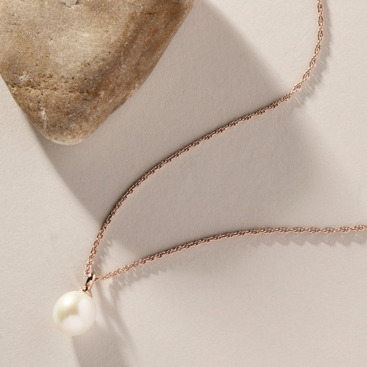 Dew Drop Pearl Necklace - Rose Gold